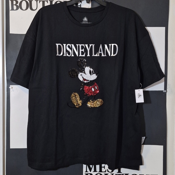 Disney Black Tee with Mickey Mouse Design - Picture 5 of 7